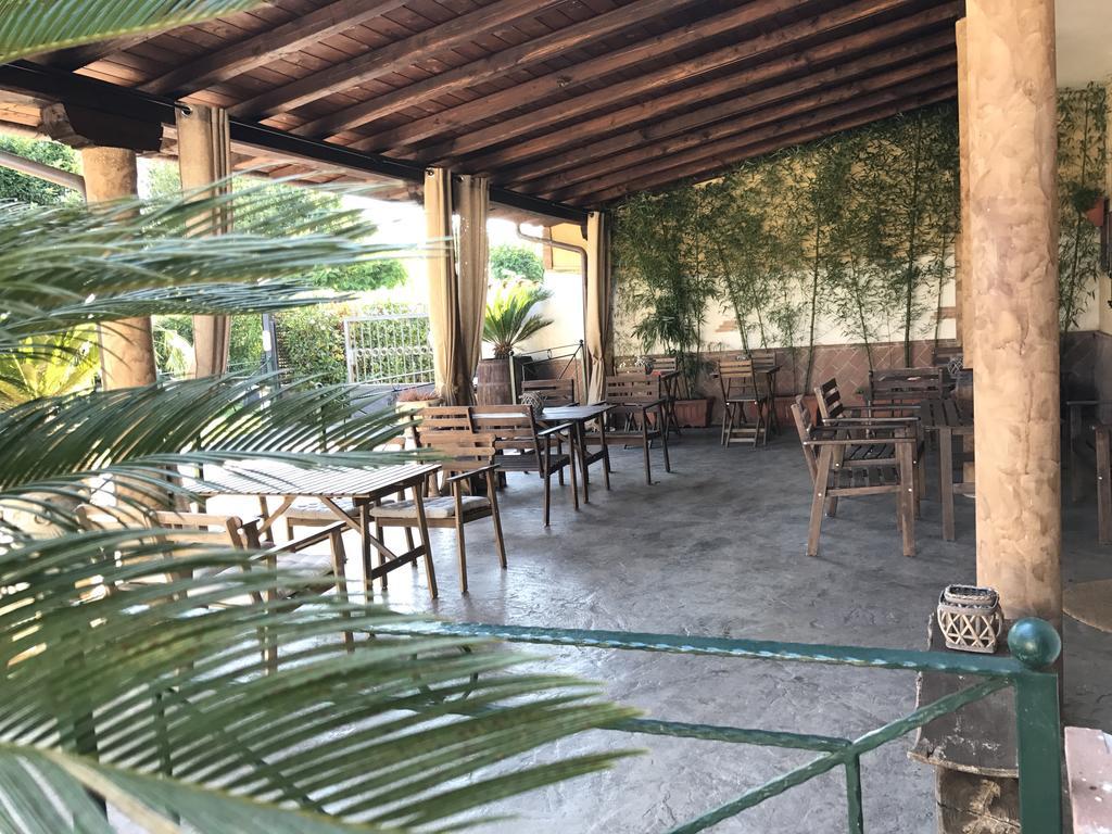 瓦尔蒙托内 赛尔西旅馆酒店 外观 照片